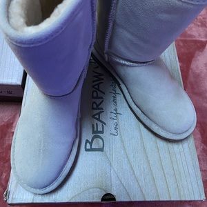 Bearpaw boots size 7 new in box
